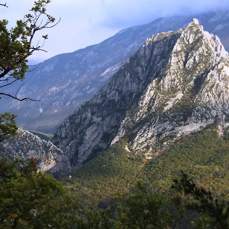 D'hotes The Upstairs Room, 2 Lits, Cadre Magnifique, Gorges Du Verdon Отель типа 
